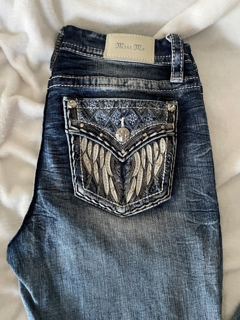 Miss Me Dark Indigo Embroidered Pocket Skinny Jeans - Picture 2 of 5
